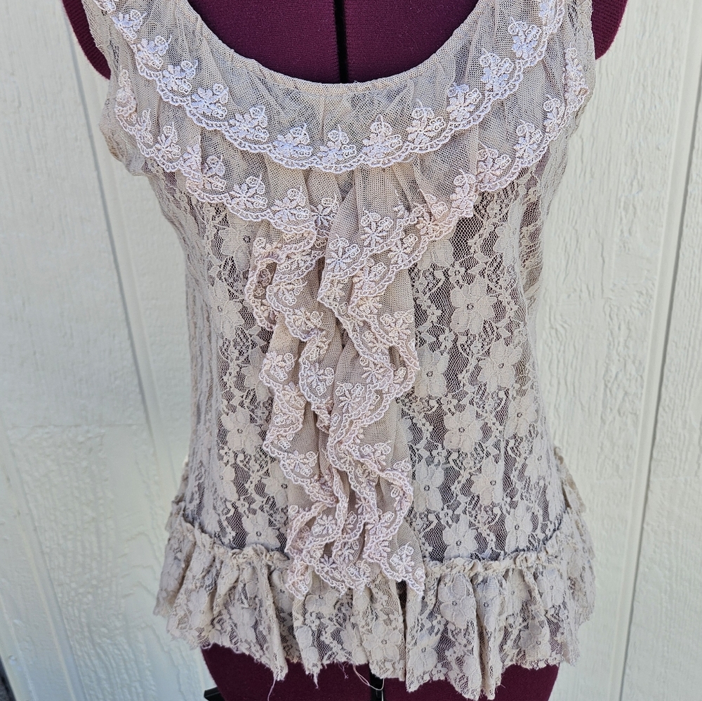 Ultra Pink Elegant Cream Women's Sheer Lacy Top - Picture 2 of 4
